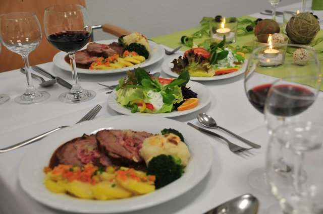 Akzent Hotel Stadt Schluechtern ***S מסעדה תמונה