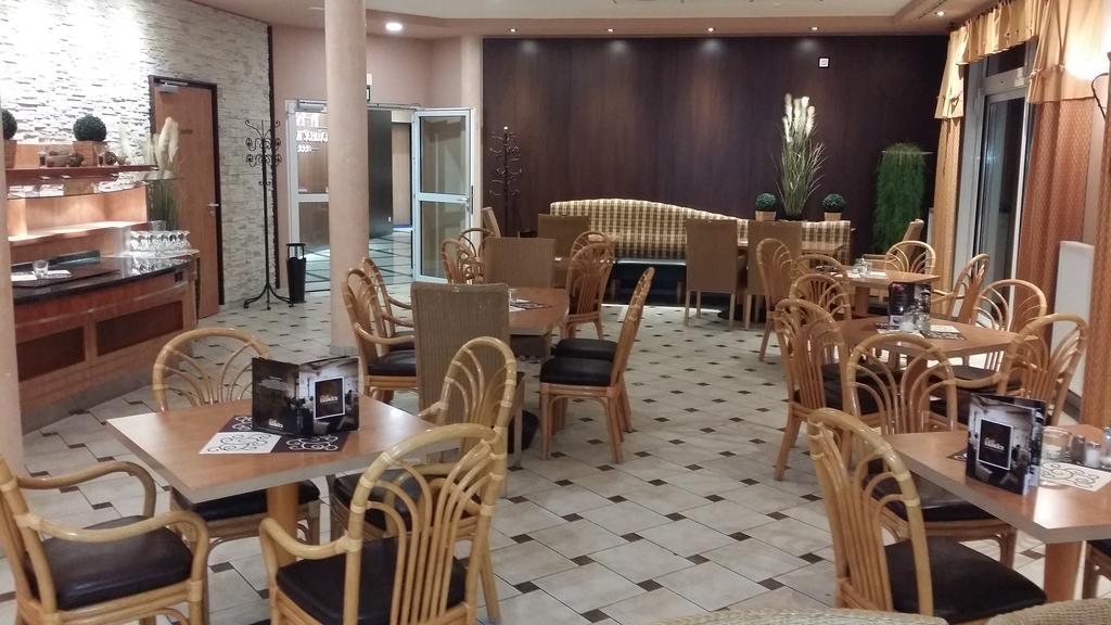 Akzent Hotel Stadt Schluechtern ***S מראה חיצוני תמונה